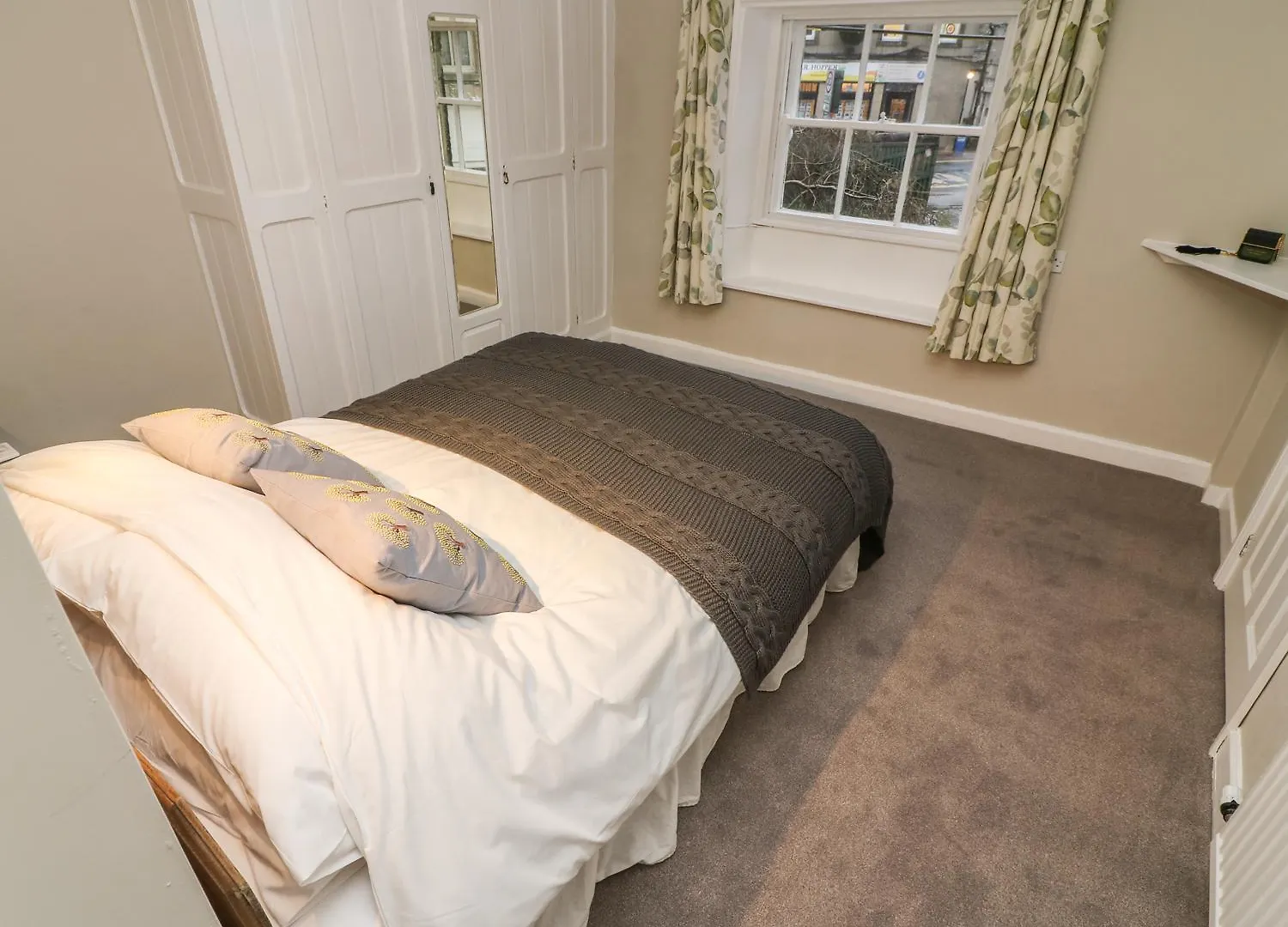 Whitefriars Lodge 세틀